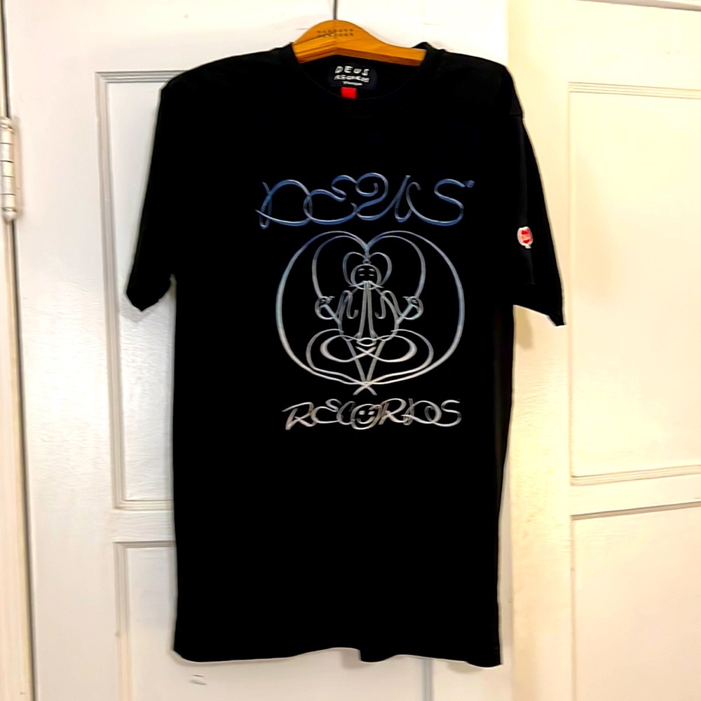 Deus Ex Machina Records T shirt size M